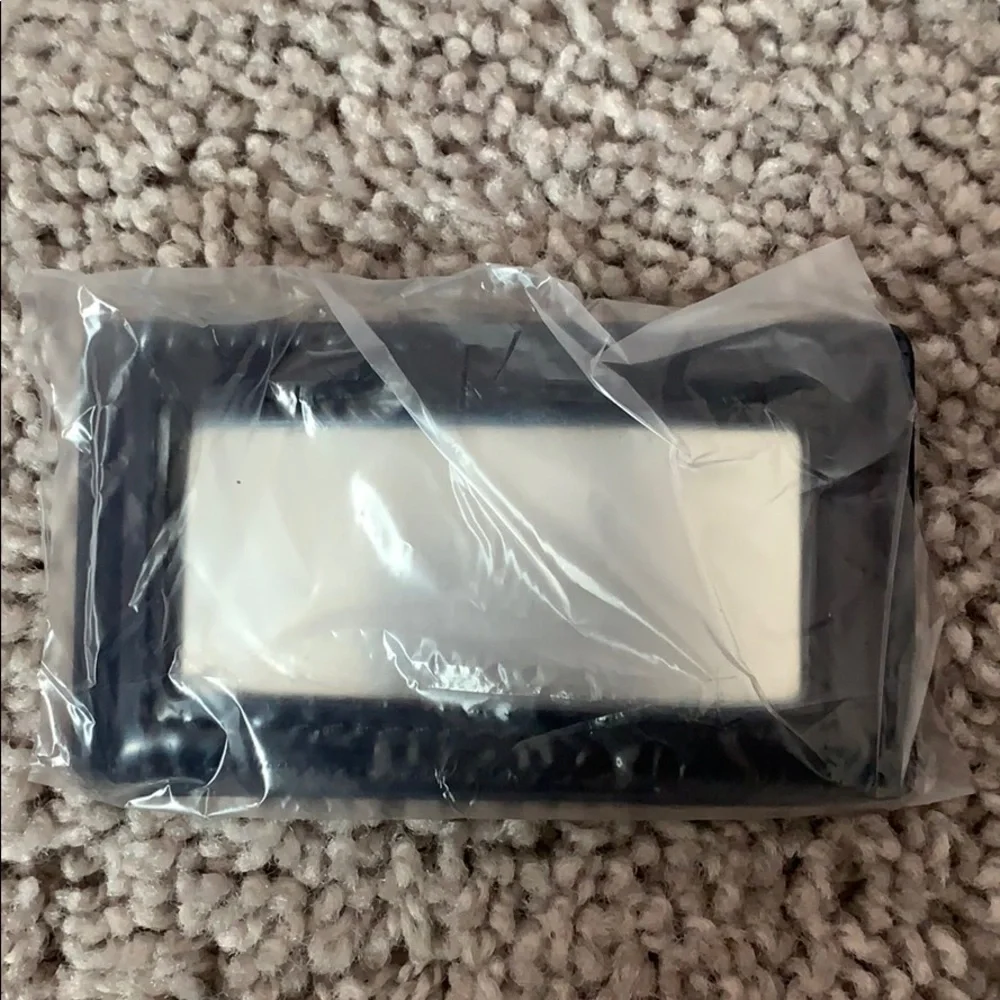 Elaine Turner stunning clutch